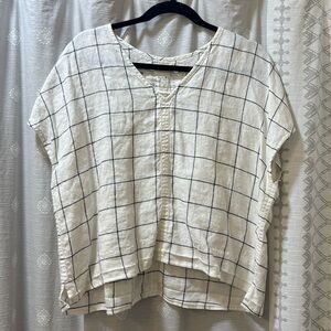 NotPerfectLinen Crop Top